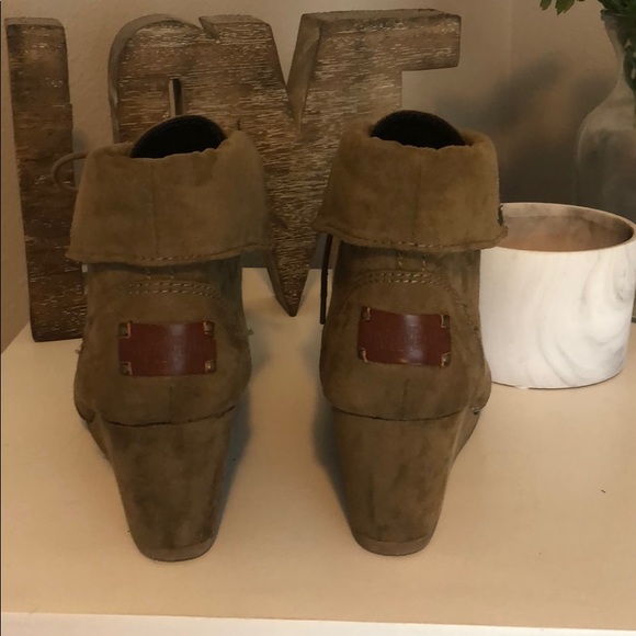 Suede wedge booties - Picture 3 of 3